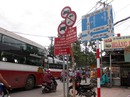 Lộn xộn biển báo giao thông Lộn xộn biển báo giao thông