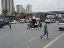 Xe bồn cán qua người, cô gái đi xe đạp điện tử vong Xe bồn cán qua người, cô gái đi xe đạp điện tử vong
