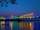 Người hùng và ký ức cầu Ghềnh trăm năm Người hùng và ký ức cầu Ghềnh trăm năm