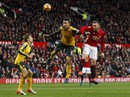 Mourinho khó "buông" Wenger Mourinho khó "buông" Wenger