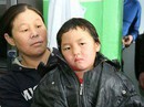 Bé gái 4 tuổi băng rừng đầy gấu và sói để cứu bà Bé gái 4 tuổi băng rừng đầy gấu và sói để cứu bà
