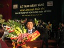 Hiệu trưởng lấy ngân sách "mua" danh hiệu "nhà lãnh đạo xuất sắc" Hiệu trưởng lấy ngân sách "mua" danh hiệu "nhà lãnh đạo xuất sắc"