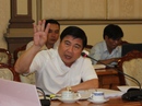 Chủ tịch Nguyễn Thành Phong kể chuyện con người như rô bốt Chủ tịch Nguyễn Thành Phong kể chuyện con người như rô bốt
