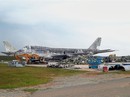 3 máy bay trị giá gần trăm triệu USD bị bán phế liệu 3 máy bay trị giá gần trăm triệu USD bị bán phế liệu