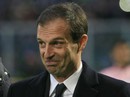 HLV Allegri cười nhạo hàng công Barca HLV Allegri cười nhạo hàng công Barca
