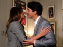 Công du một mình, bà Melania Trump gặp Hoàng tử Harry và Thủ tướng Canada Công du một mình, bà Melania Trump gặp Hoàng tử Harry và Thủ tướng Canada