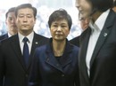 Cựu tổng thống Hàn Quốc Park Geun-hye bị bắt Cựu tổng thống Hàn Quốc Park Geun-hye bị bắt