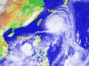 2 cơn bão mạnh đe dọa cùng đổ bộ Trung Quốc 2 cơn bão mạnh đe dọa cùng đổ bộ Trung Quốc