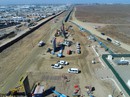 Lộ diện nguyên mẫu bức tường biên giới Mỹ - Mexico Lộ diện nguyên mẫu bức tường biên giới Mỹ - Mexico