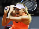 Sharapova vào tứ kết Stuttgart Open, sốc nhỏ ở Barcelona Sharapova vào tứ kết Stuttgart Open, sốc nhỏ ở Barcelona