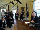 Khởi đầu không xuôi của Tổng thống Trump Khởi đầu không xuôi của Tổng thống Trump