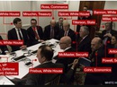 Giải mã bức ảnh “phòng họp chiến sự” của ông Trump Giải mã bức ảnh “phòng họp chiến sự” của ông Trump