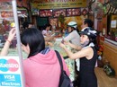 Đổ xô mua vàng vía Thần Tài Đổ xô mua vàng vía Thần Tài