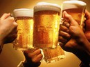 Nhìn vào sân cỏ, thấy lo! Nhìn vào sân cỏ, thấy lo!
