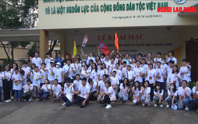 Thanh thiếu niên kiều bào tham gia trại hè “Tự hào non sông Việt Nam”