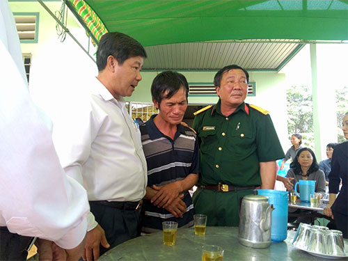 Lãnh đạo tỉnh Bình Dương đến chia buồn với gia đình học sinh Nguyễn Phan Thành Lâm