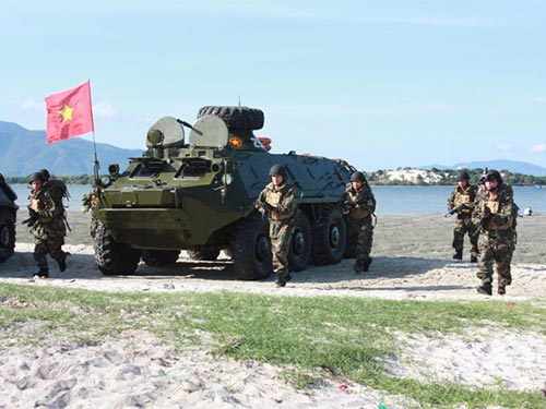 Huấn luyện hiệp đồng đổ bộ chi viện đảo của lực lượng hải quân đánh bộ