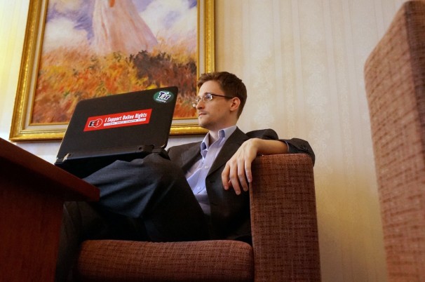 Edward Snowden tại Moscow. Ảnh: The Washington Post
