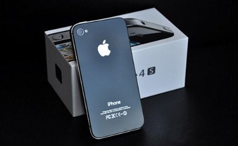 iPhone 4S cho trải nghiệm tốt, thiết kế đẹp.