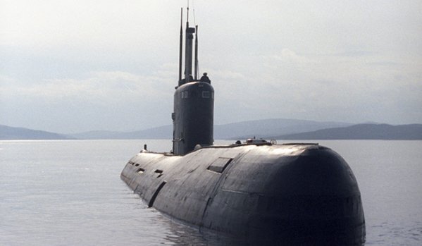 Cuối năm 2014, chiếc tàu ngầm thứ ba do “Nhà máy đóng tàu Admiralty” xây dựng cho Việt Nam sẽ được đưa đến cảng Cam Ranh 