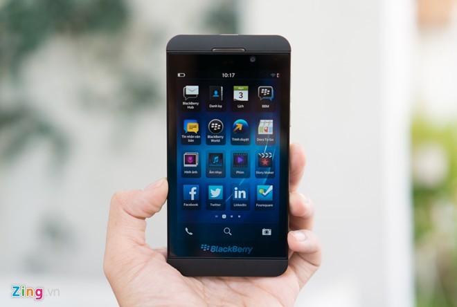 BlackBerry Z10 xách tay về VN chỉ 3,9 triệu đồng