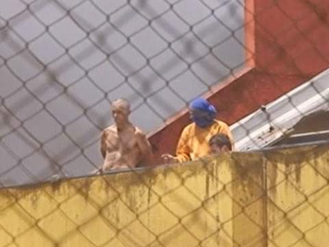 Prisoners on roof