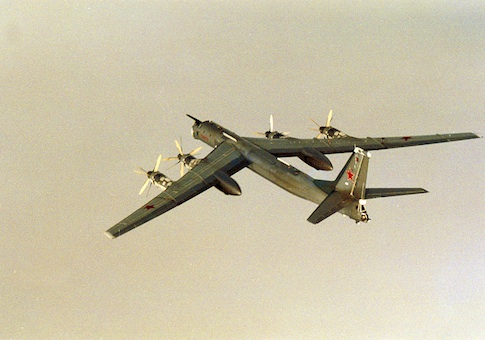 Máy bay Tu-95 Bear H của Nga. Ảnh: AP