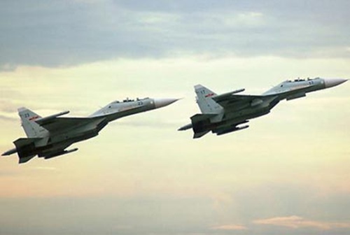 Các chiến đấu cơ Su-27 của Trung Quốc. Ảnh: Wantchinatimes