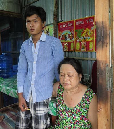 Tô Phương Trọng và mẹ đang ngóng chờ bản án phúc thẩm