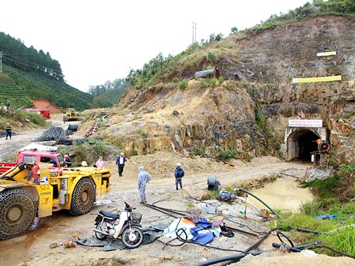 Hiện trường vụ sập hầm thủy điện Đạ Dâng (xã Lát, huyện Lạc Dương, tỉnh Lâm Đồng) khiến 12 người mắc kẹt, sau đó được giải cứu Ảnh: PHÙ DUNG