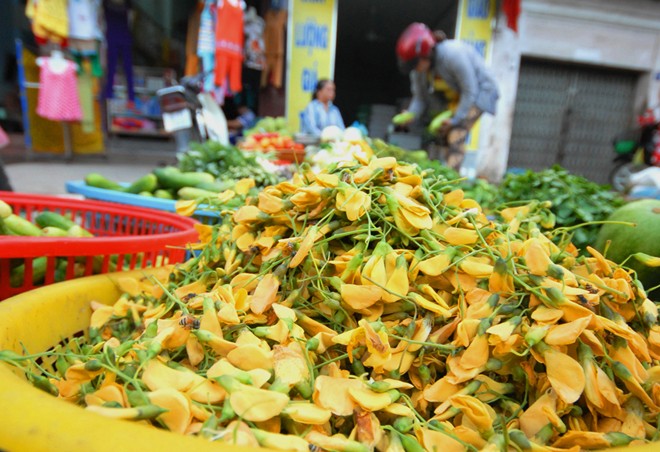 Những chợ đặc biệt chỉ có trong mùa lũ 