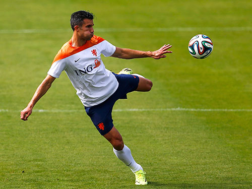 Van Persie khát khao lập công cho Hà Lan sau khi chơi kém hiệu quả ở trận gặp Mexico tại vòng 1/8   Ảnh: REUTERS