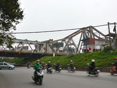 Một đoạn trong dự án xây dựng đường sắt đô thị Hà Nội tuyến số 1 Ảnh: TUẤN NGUYỄN