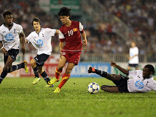 Nếu được đầu tư đúng hướng, Công Phượng (10) cùng tuyển U19 sẽ đủ sức mạnh để đưa Việt Nam giành một suất dự VCK Asian Cup Ảnh: Quang Liêm