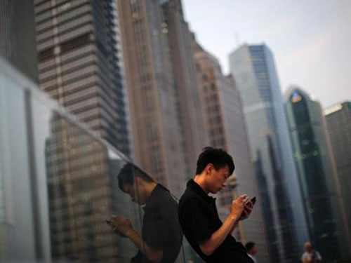 Trung Quốc sẽ phạt những cá nhân, tổ chức gửi tin nhắn quảng cáo trái phép đến điện thoại Ảnh: CHINA TOPIX