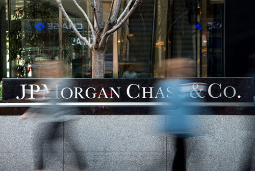 Mỹ cho biết ngân hàng JPMorgan Chase & Co có thể đã bị tin tặc Nga tấn công trong tháng này Ảnh: BLOOMBERG