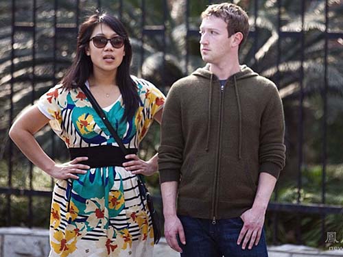 Mark Zuckerberg và vợ, 
Priscilla Chan
Ảnh: 
INCREDIBLE TIDE