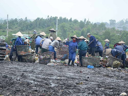 Nơi đây là nguồn mưu sinh chính của người nhặt rác