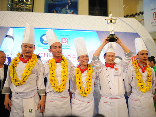 Đội Khách sạn Caravelle (TP HCM) đoạt giải vô địch