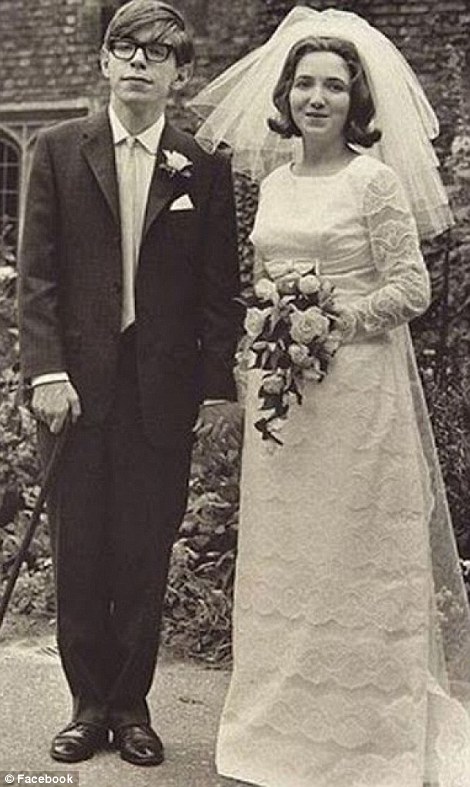 Stephen và người vợ đầu tiên