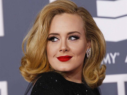 
	Adele