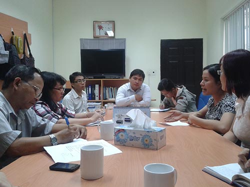 Đoàn công tác liên ngành quận Gò Vấp, TP HCM làm việc với lãnh đạo Công ty Jacovi 
Ảnh: THANH NGA