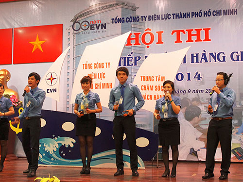 CNVC-LĐ tranh tài tại hội thi “Giao tiếp khách hàng giỏi” CNVC-LĐ tranh tài tại hội thi “Giao tiếp khách hàng giỏi”
