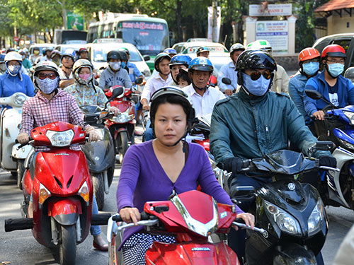 Nếu được HĐND TP HCM thông qua Tờ trình thu phí đường bộ khi sử dụng xe máy, đây là địa phương có lượng phương tiện đóng phí nhiều nhất nước Ảnh: TẤN THẠNH