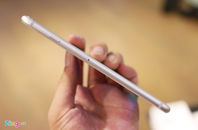 Đập hộp iPhone 6 Plus đầu tiên tại Việt Nam