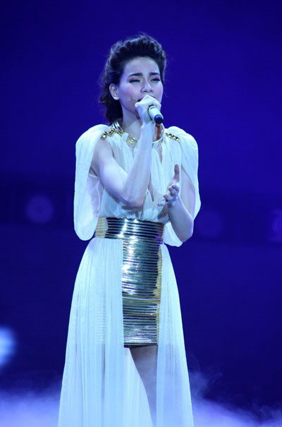 Ca sĩ Hồ Ngọc Hà biểu diễn trong live show của mình vào năm 2011 
(Ảnh do nghệ sĩ cung cấp)