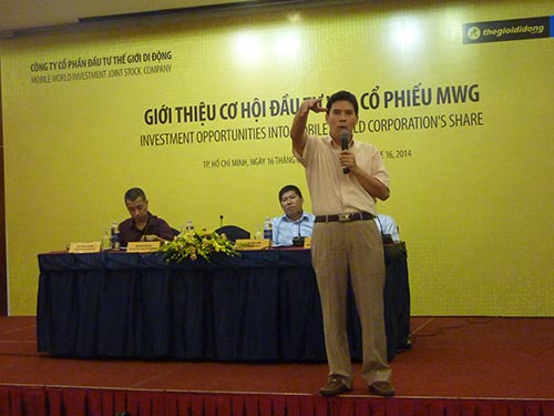 Ông Nguyễn Đức Tài, Chủ tịch HĐQT kiêm CEO Công ty CP Đầu tư Thế Giới Di Động, tại buổi họp báo giới thiệu cơ hội đầu tư vào cổ phiếu MWG
