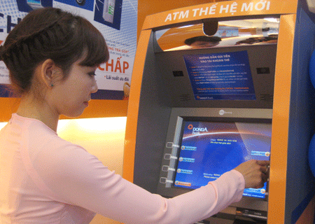 Công nghệ không đồng đều là một trong nhiều nguyên nhân làm ATM bị trục trặc