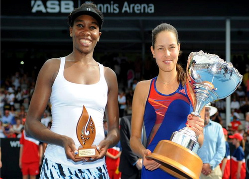 Ana Ivanovic giành chiến thắng trước Venus Williams