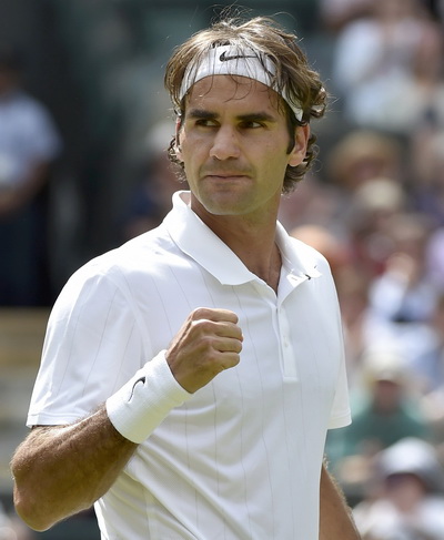 Federer giành vé vào tứ kết